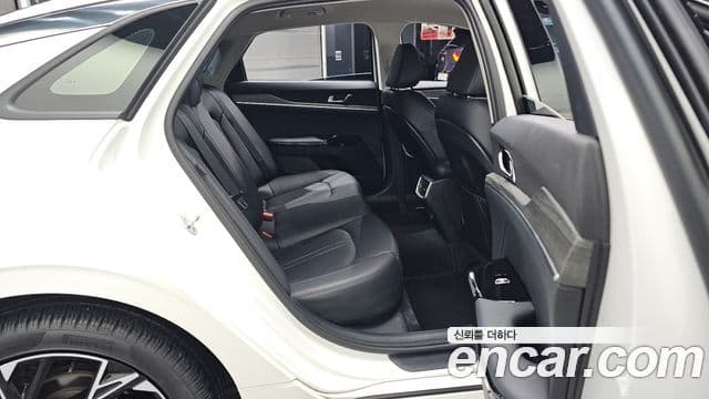 Kia K5 2024 — Şəkil 12/20