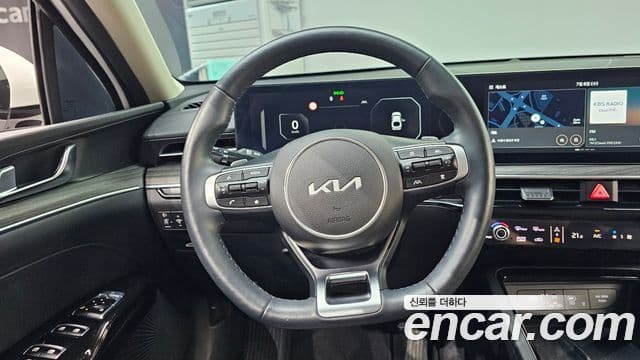 Kia K5 2024 — Şəkil 13/20