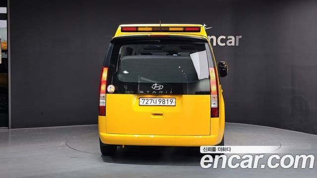 Hyundai Staria 2022 — Şəkil 4/20