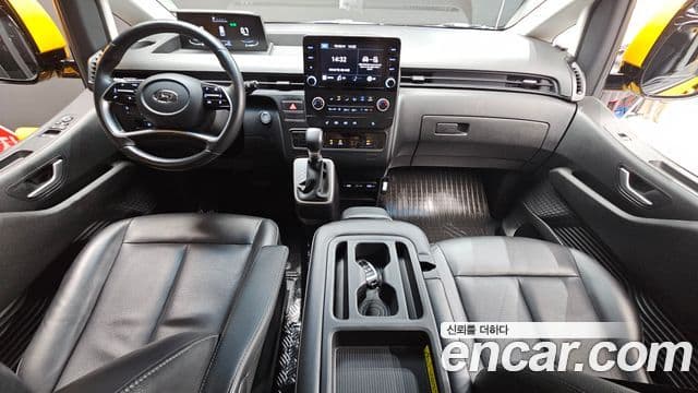 Hyundai Staria 2022 — Şəkil 7/20