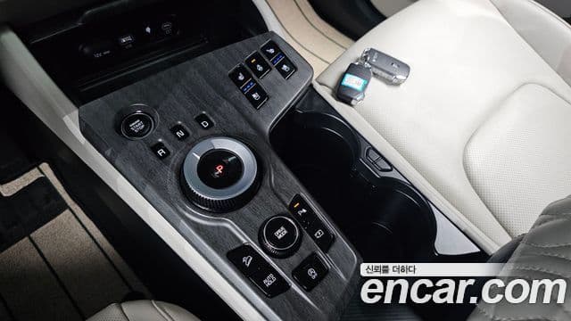 Kia Sportage 2022 — ფოტო 9/20