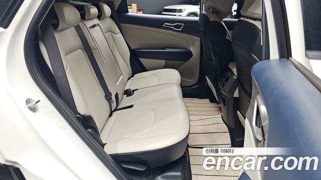 Kia Sportage 2022 — Şəkil 12/20