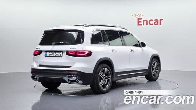 Mercedes-Benz GLB-Class 2020 — ფოტო 2/20