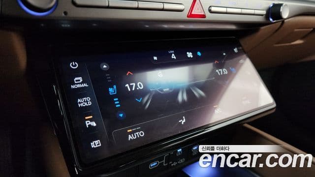 Hyundai Grandeur Hybrid 2023 — Photo 14/33