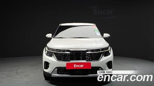 Kia Seltos 2023 — Şəkil 2/20