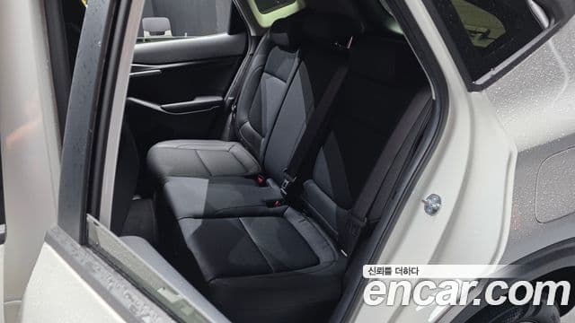 Kia Seltos 2023 — Şəkil 11/20