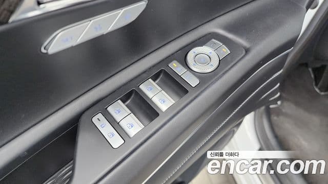 Genesis GV80 Coupe 2023 — Photo 4/35