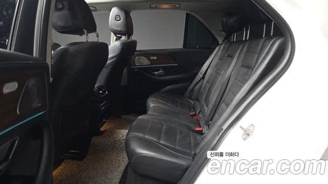 Mercedes-Benz GLE-Class 2021 — фото 12 из 20