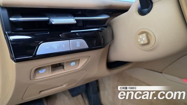 Genesis G80 2025 — Photo 17/38