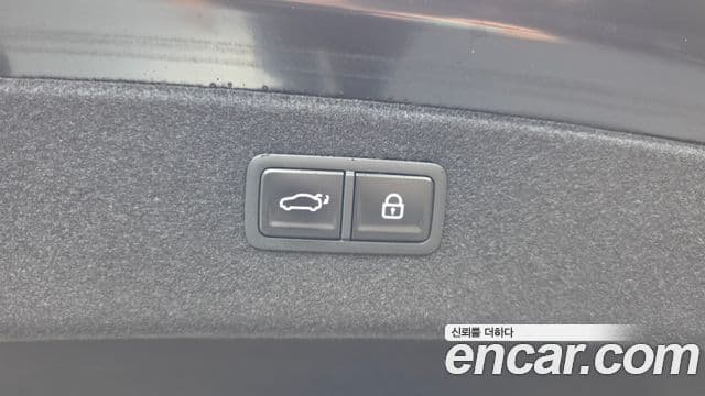 Genesis G80 2025 — Photo 36/38