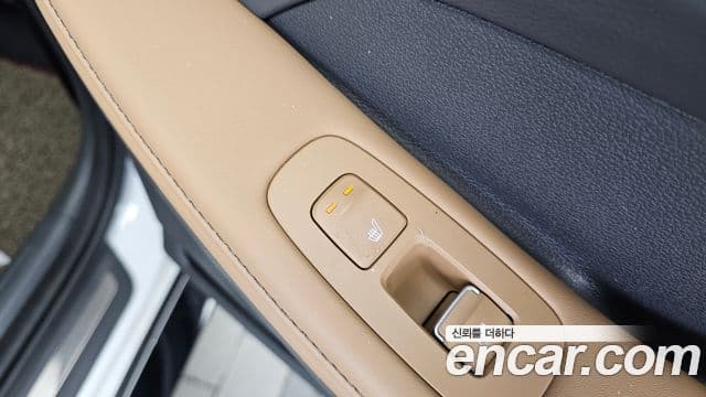 Hyundai Sonata 2020 — ფოტო 19/20