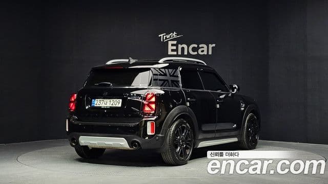 Mini Cooper S Countryman 2022 — Фото 2/20