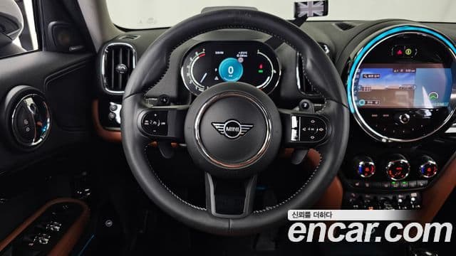 Mini Cooper S Countryman 2022 — Фото 13/20