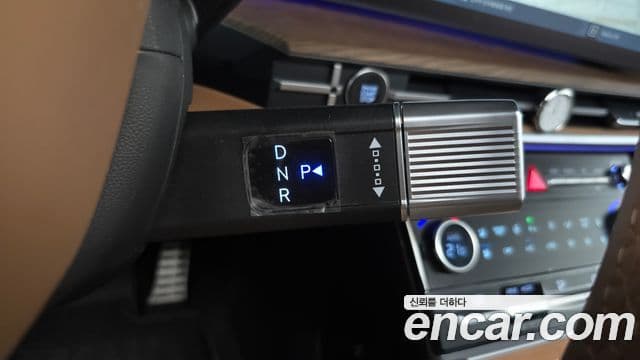 Hyundai Santa Fe 2025 — фото 9 из 20