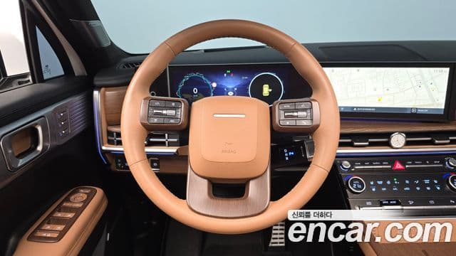 Hyundai Santa Fe 2025 — ფოტო 13/20