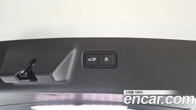 Hyundai Santa Fe 2025 — фото 20 из 20