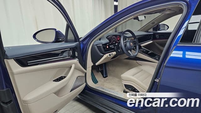 Porsche Panamera 2024 — Şəkil 10/20