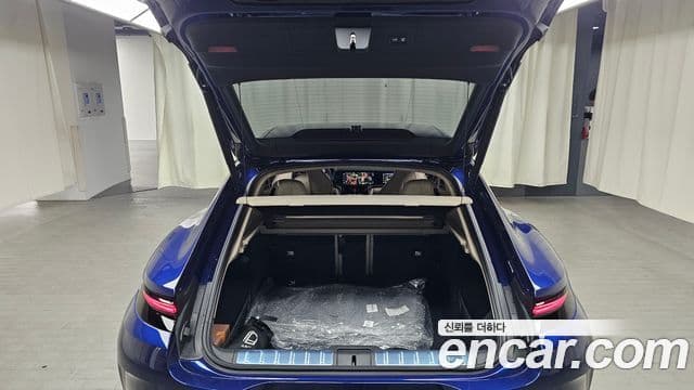 Porsche Panamera 2024 — Şəkil 17/20