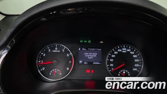Kia Seltos 2020 — ფოტო 8/20