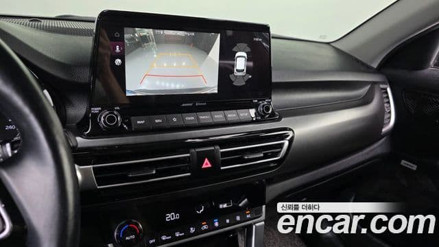 Kia Seltos 2020 — ფოტო 17/20