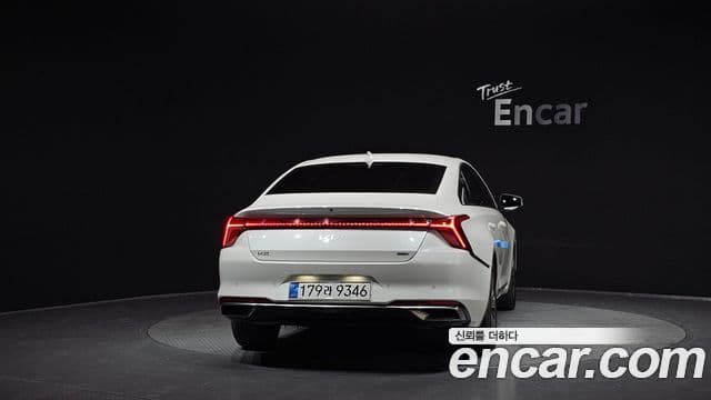Kia K8 2022 — Şəkil 4/20