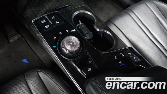 Kia K8 2022 — Şəkil 9/20