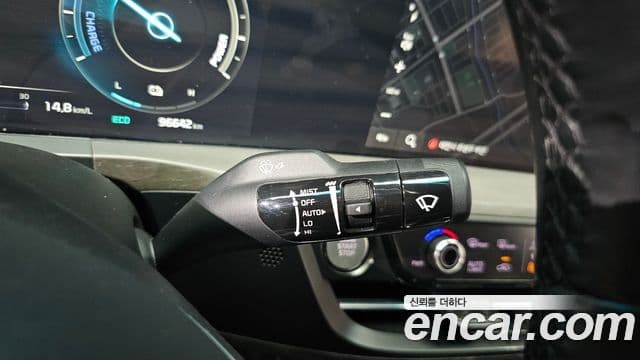 Kia K8 2022 — Şəkil 14/20
