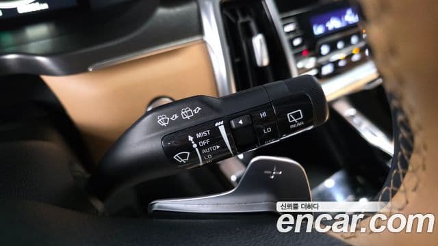 Kia Sorento 2022 — Şəkil 17/20