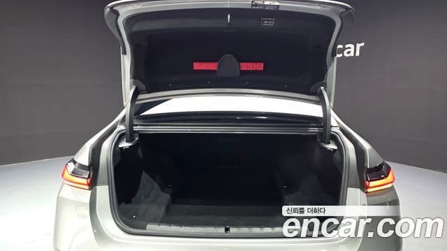 BMW 7 Series 2024 — Şəkil 18/20
