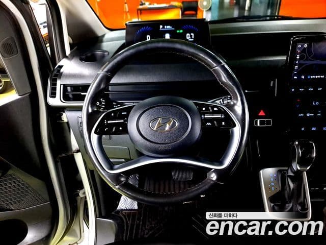 Hyundai Staria 2022 — Şəkil 11/20