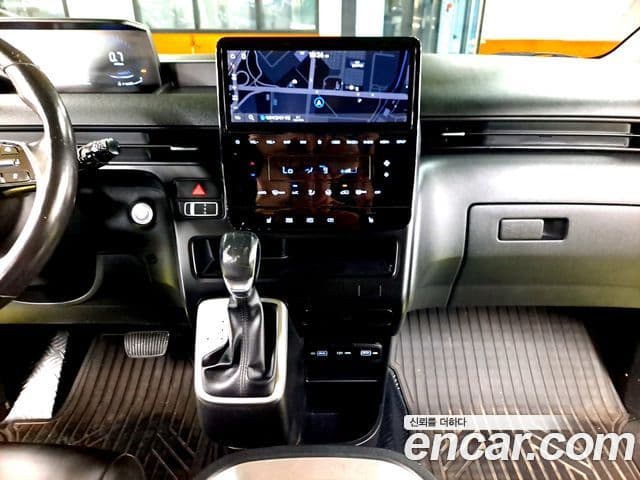 Hyundai Staria 2022 — Şəkil 13/20