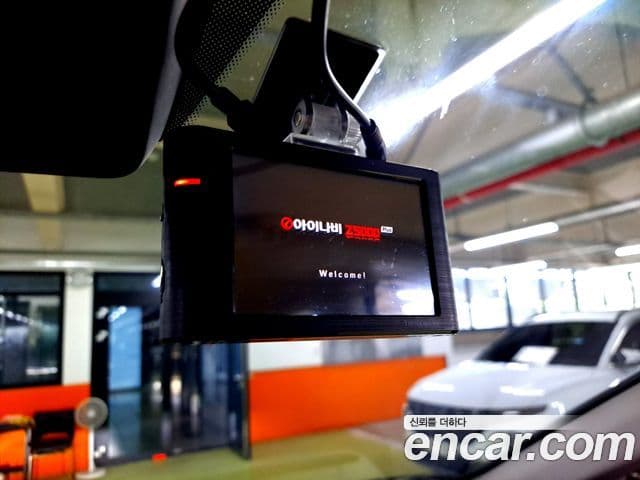 Hyundai Staria 2022 — Şəkil 18/20
