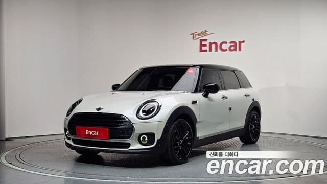 Mini Cooper Clubman 2023 — Фото 1/20