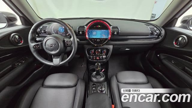Mini Cooper Clubman 2023 — Фото 7/20