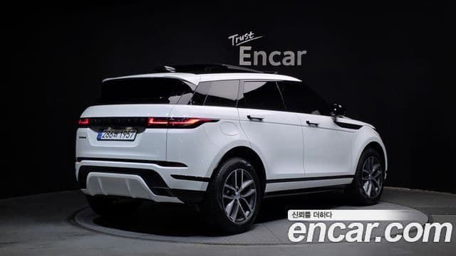 Land Rover Range Rover Evoque 2025 — ფოტო 2/20