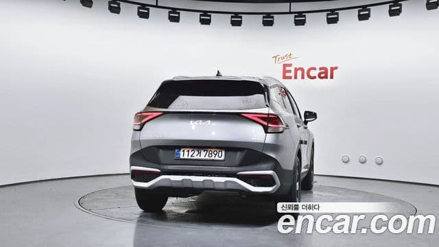 Kia Sportage 2021 — ფოტო 4/20