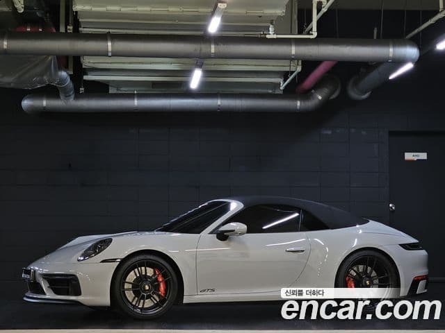 Porsche 911 2022 — ფოტო 2/20