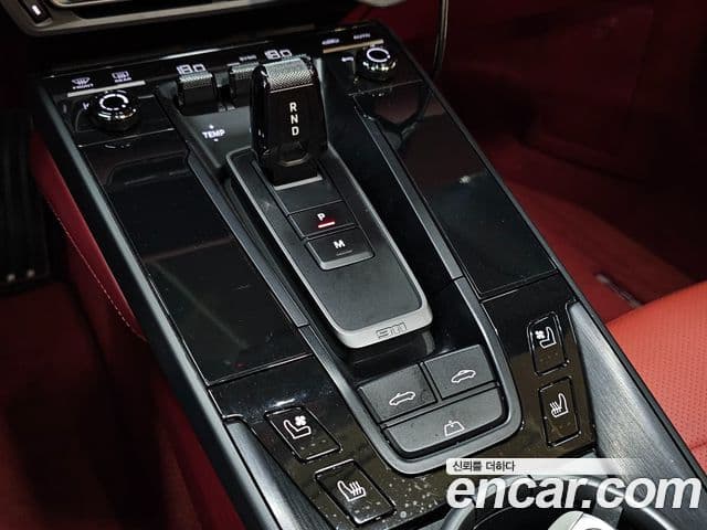 Porsche 911 2022 — ფოტო 15/20