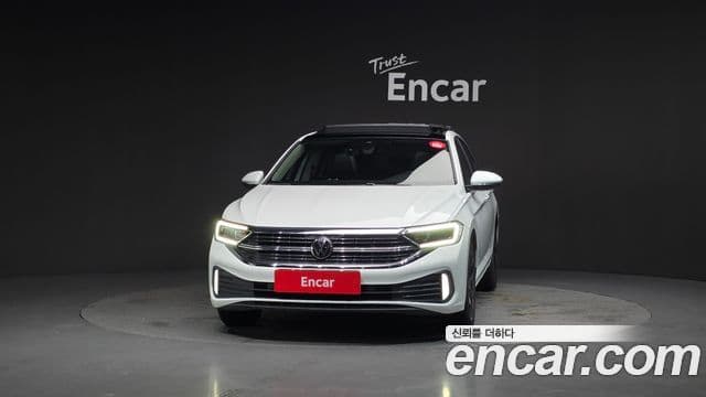 Volkswagen Jetta 2022 — ფოტო 3/20