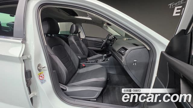 Volkswagen Jetta 2022 — фото 10 из 20