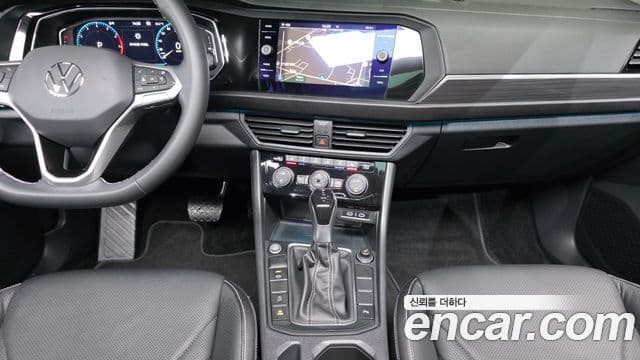 Volkswagen Jetta 2022 — ფოტო 15/20