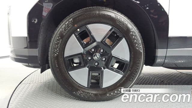 Hyundai Santa Fe 2024 — Şəkil 5/20