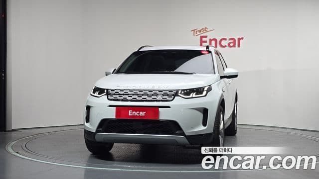 Land Rover Discovery Sport 2023 — ფოტო 3/20