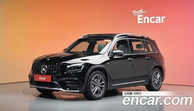 Mercedes-Benz GLB-Class 2025 — ფოტო 21/33