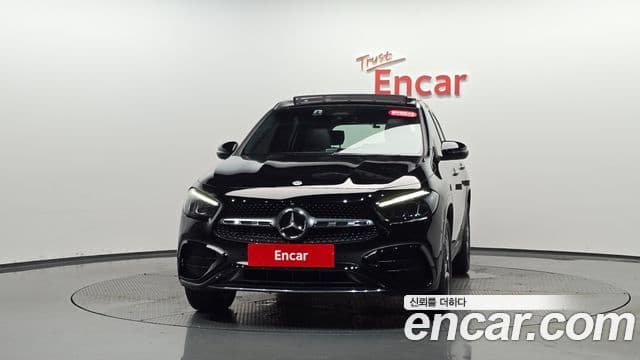 Mercedes-Benz GLA-Class 2025 — ფოტო 3/20