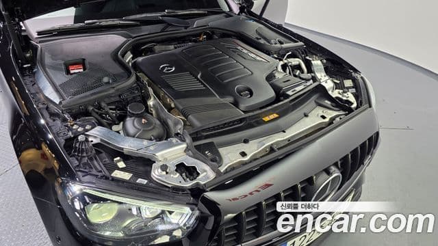Mercedes-Benz E-Class 2022 — ფოტო 6/20