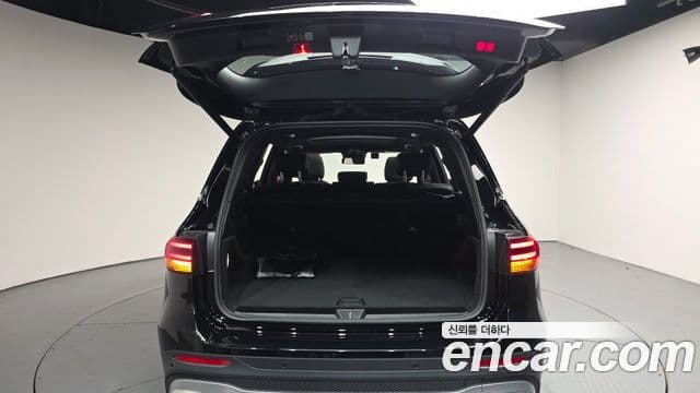 Mercedes-Benz GLB-Class 2025 — Фото 20/20