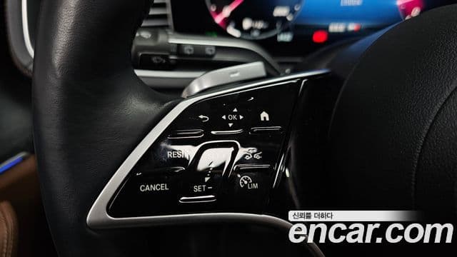 Mercedes-Benz GLE-Class 2025 — ფოტო 18/41