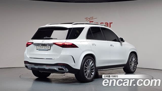 Mercedes-Benz GLE-Class 2025 — Şəkil 2/20