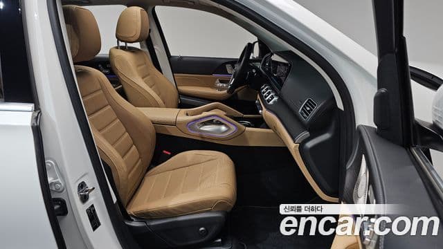 Mercedes-Benz GLE-Class 2025 — Photo 39/39